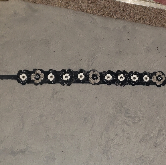 Mk Purse - Picture 3 of 3